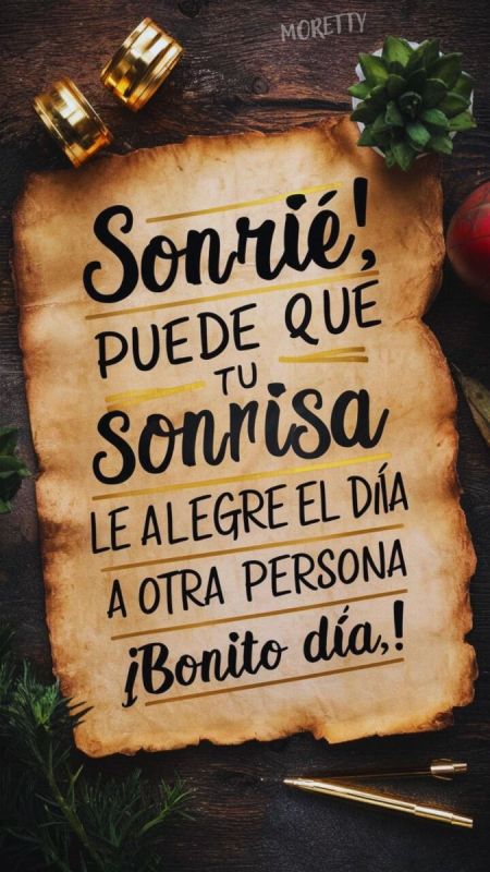 sonrie puede que tu sonrisa alegre el dia a otra persona.jpg